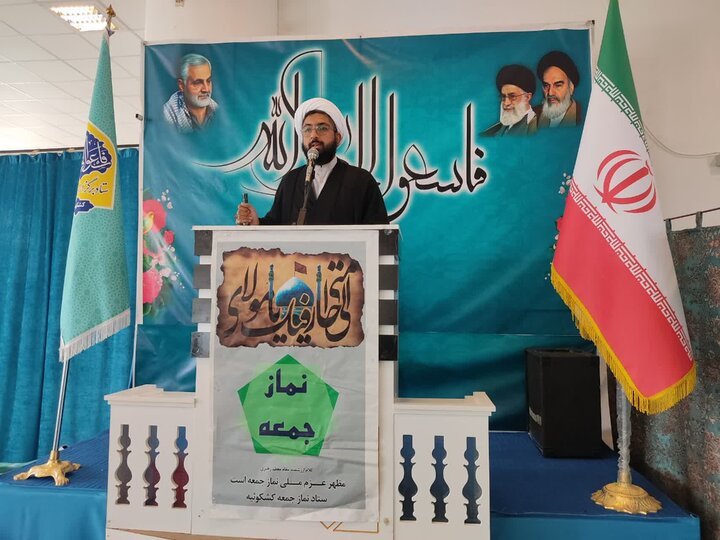 تصاویر/ اقامه نماز جمعه شهر کشکوئیه