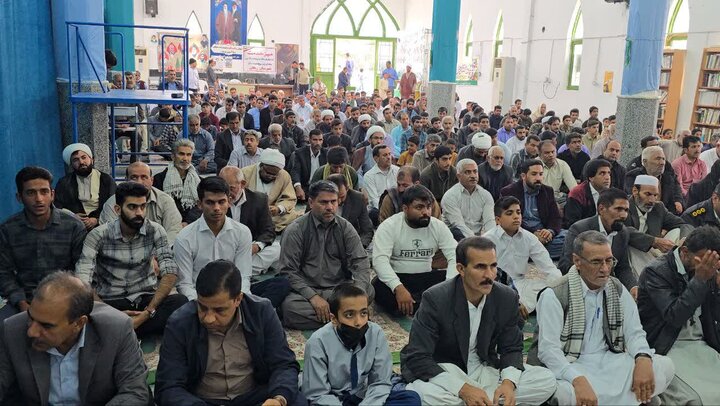 تصاویر/ اقامه نماز جمعه شهر ریگان