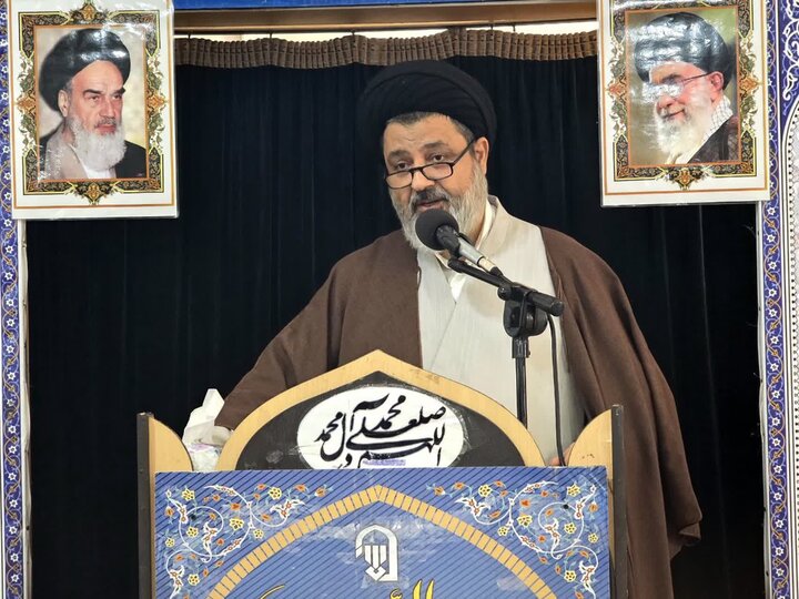 تصاویر/ اقامه نماز جمعه شهرستان ماکو