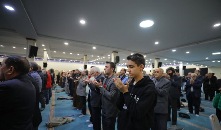 تصاویر/ نماز عبادی سیاسی جمعه در ساوجبلاغ