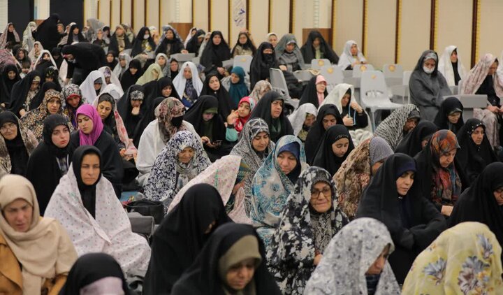 تصاویر/ نماز عبادی سیاسی جمعه در ساوجبلاغ