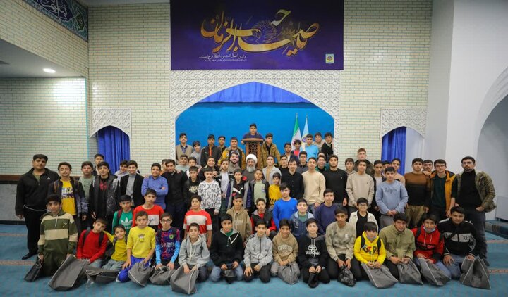 تصاویر/ نماز عبادی سیاسی جمعه در ساوجبلاغ