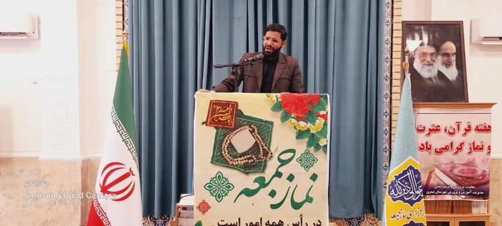 تصاویر/ آیین عبادی سیاسی نماز جمعه شهرستان نیمروز