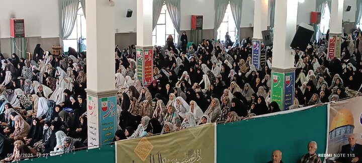 تصاویر/اقامه نماز عبادی _سیاسی جمعه در مصلی امام علی (ع)ساوه