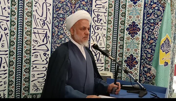 تصاویر/اقامه نماز عبادی _سیاسی جمعه در مصلی امام علی (ع)ساوه