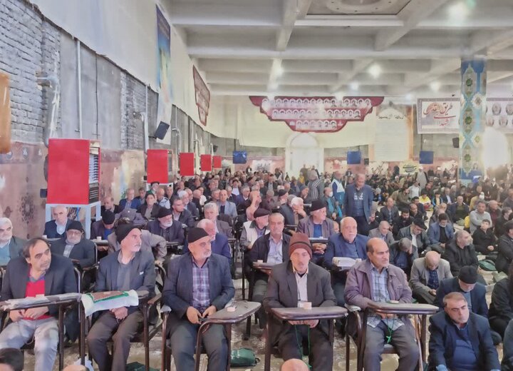 تصاویر/ نمازعبادی سیاسی جمعه کاشان