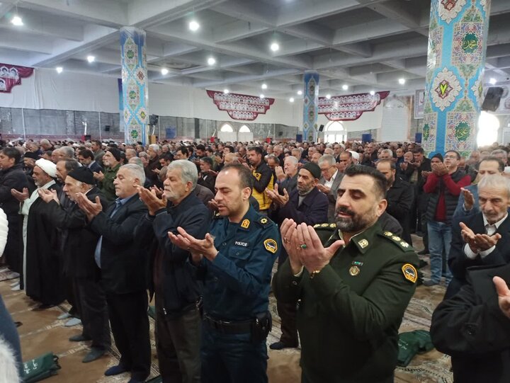 تصاویر/ نمازعبادی سیاسی جمعه کاشان