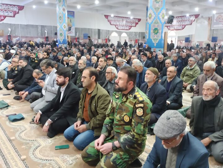 تصاویر/ نمازعبادی سیاسی جمعه کاشان