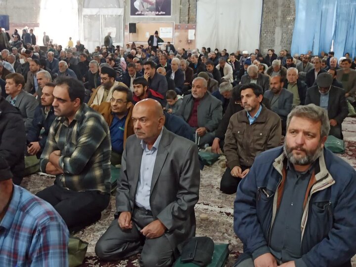 تصاویر/ نمازعبادی سیاسی جمعه کاشان