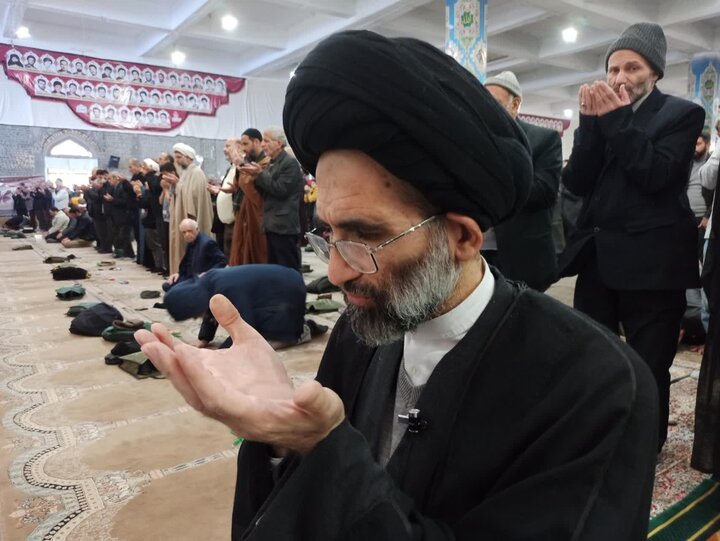 تصاویر/ نمازعبادی سیاسی جمعه کاشان