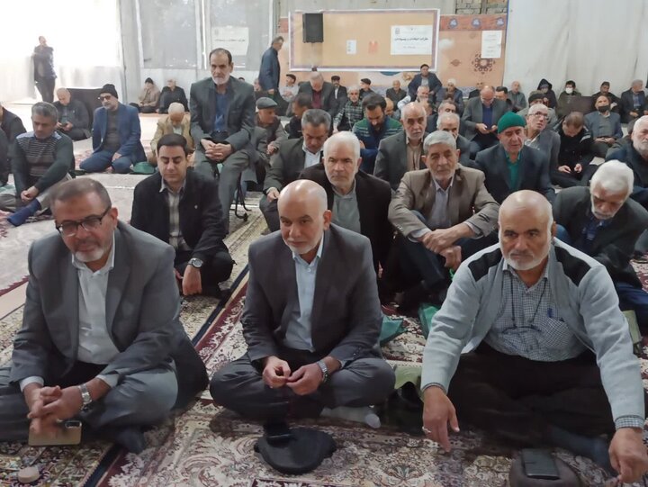 تصاویر/ نمازعبادی سیاسی جمعه کاشان