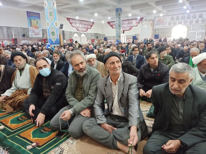 تصاویر/ نمازعبادی سیاسی جمعه کاشان