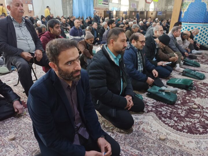 تصاویر/ نمازعبادی سیاسی جمعه کاشان