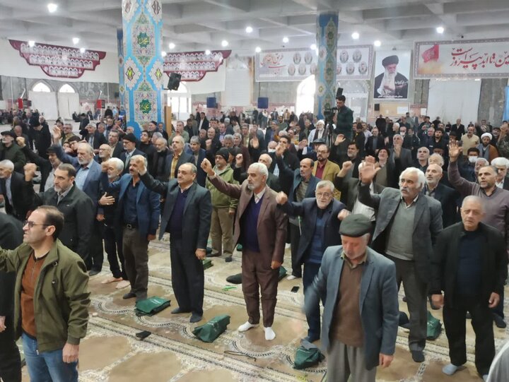 تصاویر/ نمازعبادی سیاسی جمعه کاشان