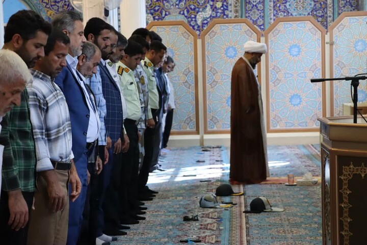 نماز جمعه خارگ به روایت تصویر