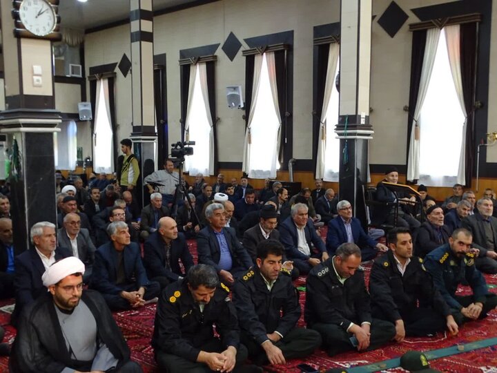 تصاویر/ اقامه نماز جمعه امروز شهرستان چهاربرج