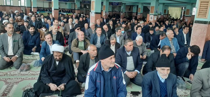 تصاویر/ اقامه نماز جمعه شهرستان پارس آباد