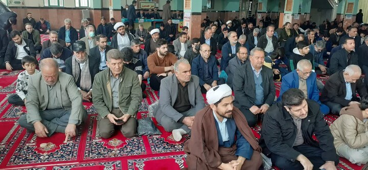 تصاویر/ اقامه نماز جمعه شهرستان پارس آباد