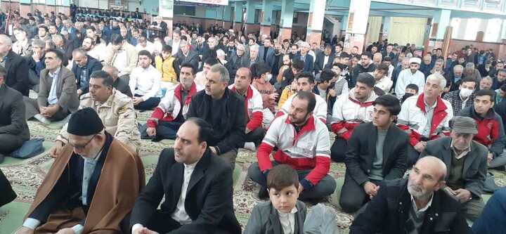 تصاویر/ اقامه نماز جمعه شهرستان پارس آباد