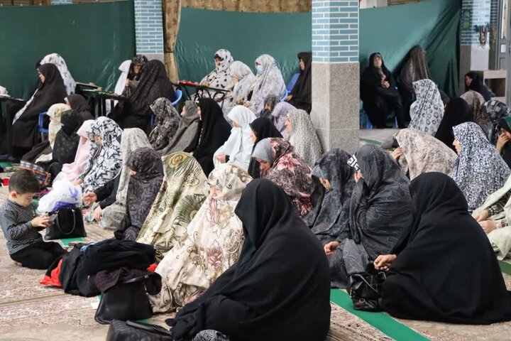 تصاویر/ آیین عبادی سیاسی نماز جمعه نوشین شهر