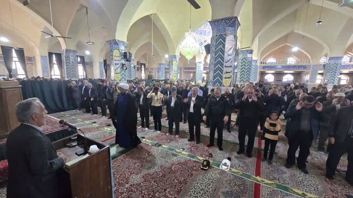 تصاویر/ برگزاری نماز جمعه شهرستان بهاباد