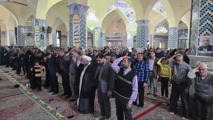 تصاویر/ برگزاری نماز جمعه شهرستان بهاباد