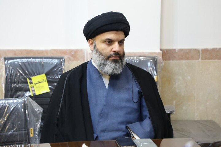 تصاویر/ برگزاری جلسه بصیرتی با موضوع نقد جریان فکری قرآن بسندگی