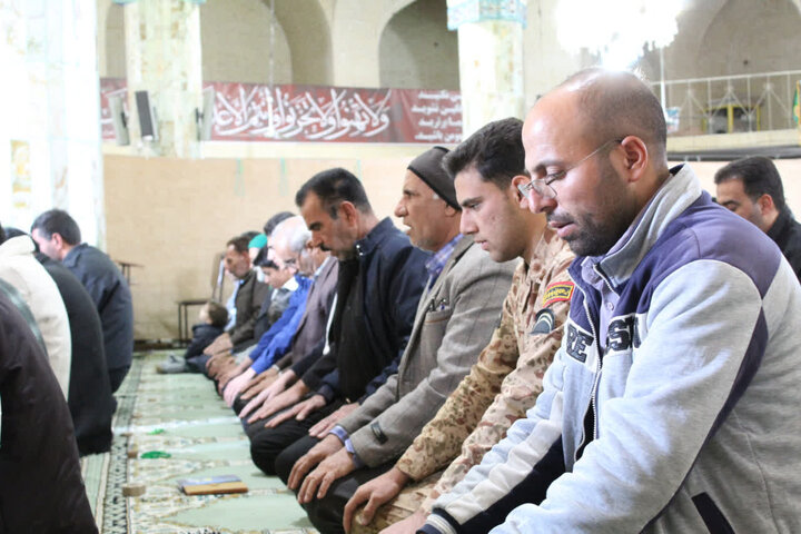 تصاویر/ برگزاری نماز جمعه شهرستان خاتم