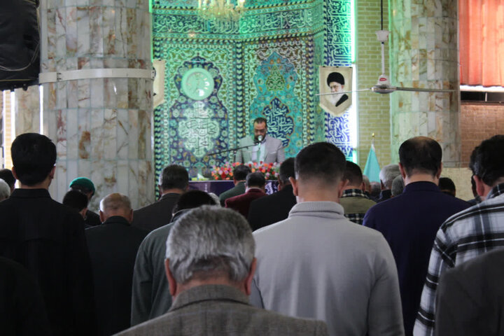 تصاویر/ برگزاری نماز جمعه شهرستان خاتم