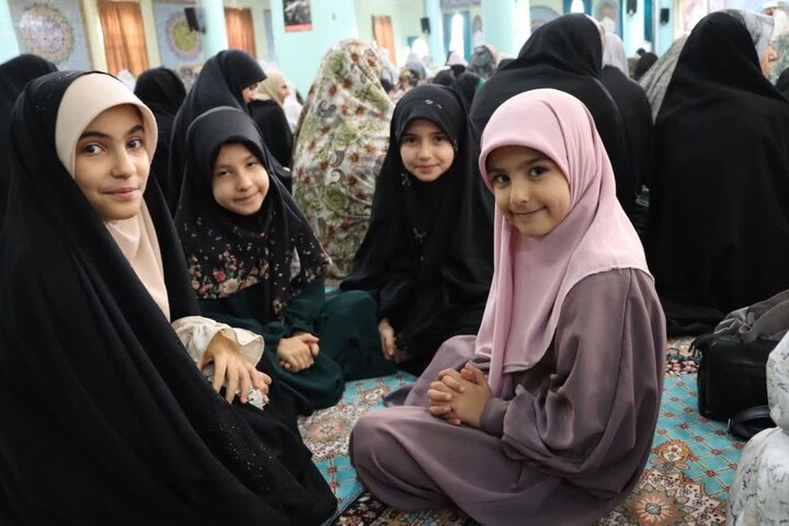 تصاویر/ اقامه نماز جمعه شهرستان تکاب