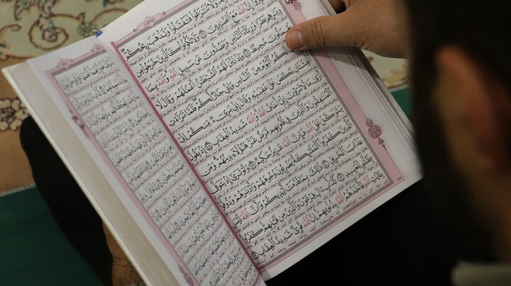 تصاویر/ اقامه نماز طلاب باران در اردبیل