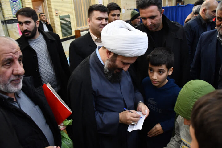 صاویر/ اقامه نماز جمعه شهرستان خوی
