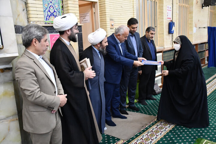 صاویر/ اقامه نماز جمعه شهرستان خوی