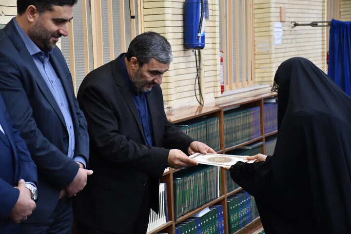 صاویر/ اقامه نماز جمعه شهرستان خوی