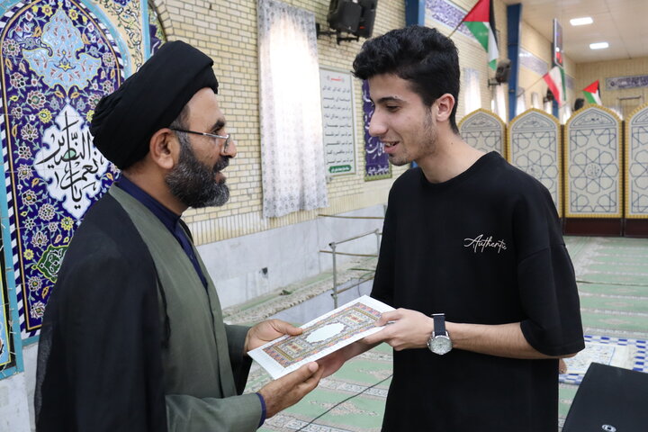 نمازجمعه بندر دیّر به روایت تصویر