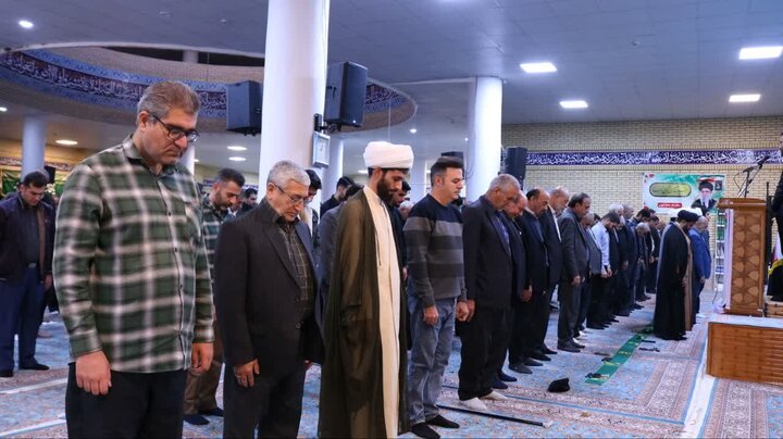 تصاویر/ اقامه نماز جمعه در شهرستان ایوان