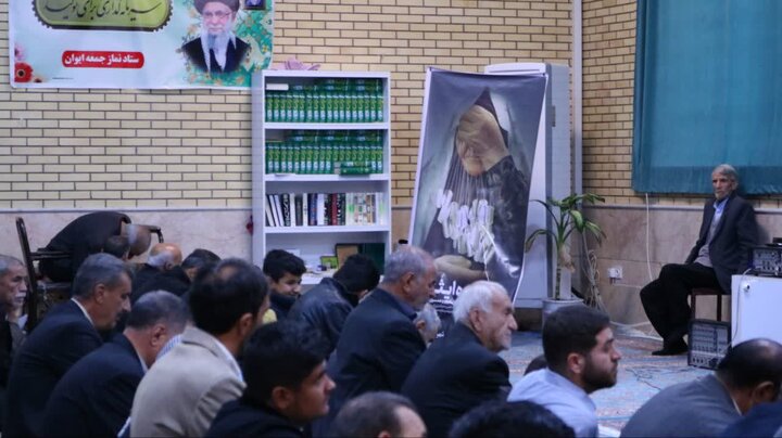 تصاویر/ اقامه نماز جمعه در شهرستان ایوان