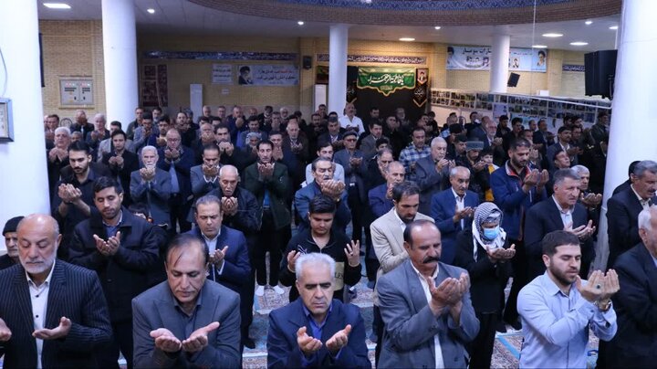 تصاویر/ اقامه نماز جمعه در شهرستان ایوان