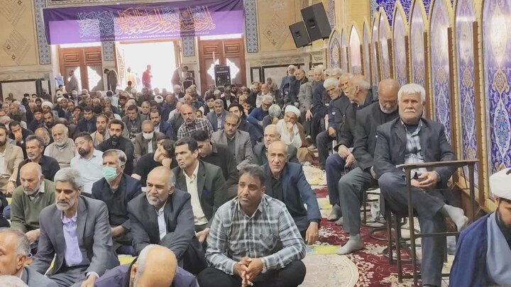 تصاویر/ اقامه نماز جمعه شهر بم