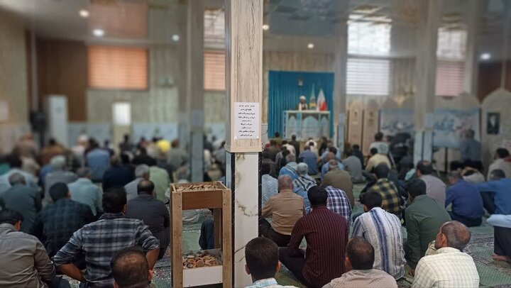 تصاویر/ اقامه نماز جمعه شهر منوجان