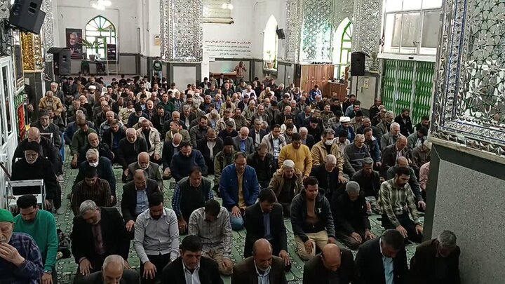 تصاویر/ اقامه نماز جمعه شهر بردسیر