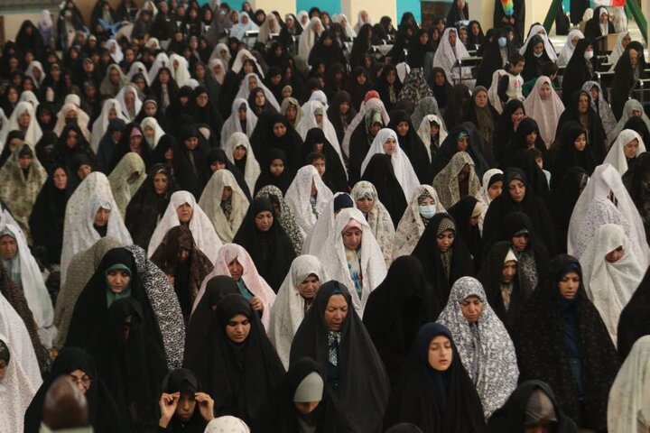 تصاویر/ اقامه نماز جمعه شهربابک