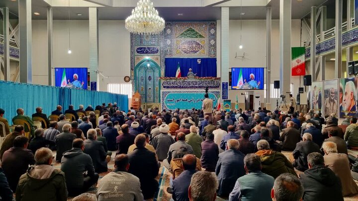 تصاویر/ اقامه نماز جمعه شهر رابر