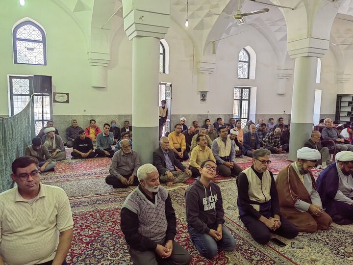 تصاویر/ اقامه نماز جمعه شهر شهداد