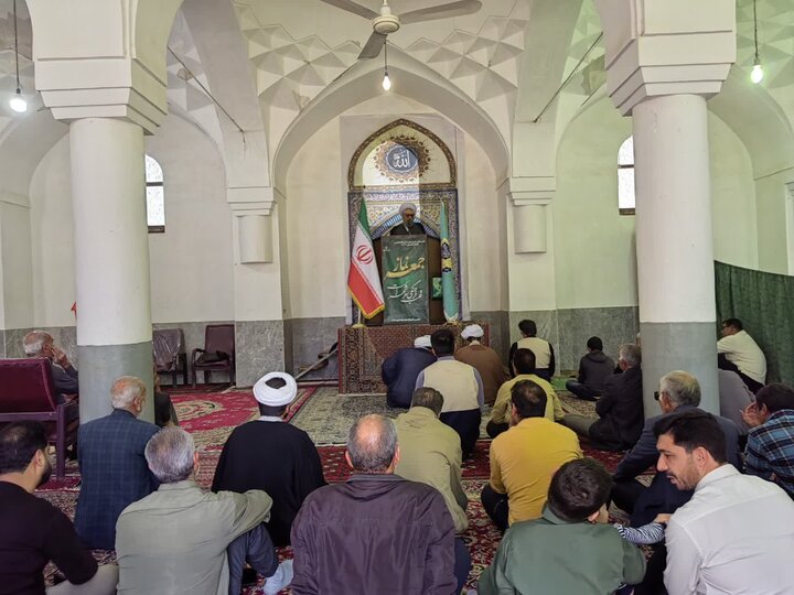 تصاویر/ اقامه نماز جمعه شهر شهداد