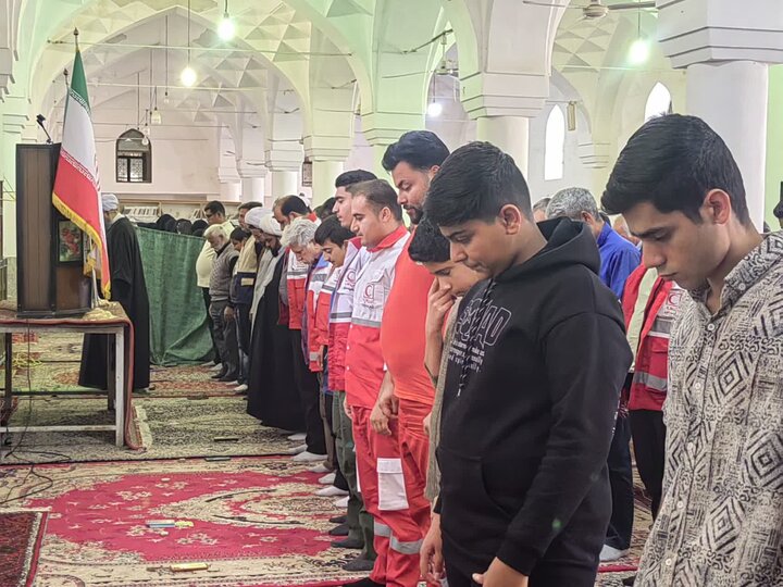 تصاویر/ اقامه نماز جمعه شهر شهداد