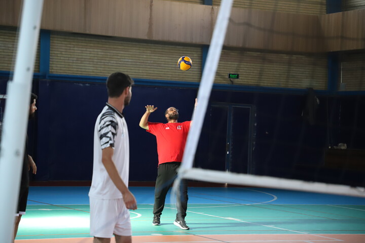 تصاویر / مسابقات رشته والیبال در چهارمین جشنواره فرهنگی ورزشی طلاب استان کردستان