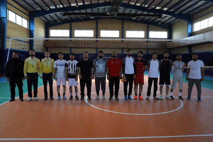 تصاویر / مسابقات رشته والیبال در چهارمین جشنواره فرهنگی ورزشی طلاب استان کردستان