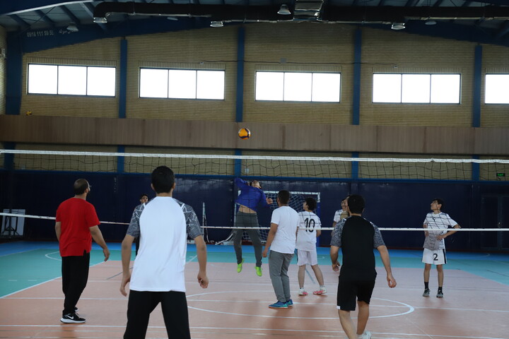 تصاویر / مسابقات رشته والیبال در چهارمین جشنواره فرهنگی ورزشی طلاب استان کردستان