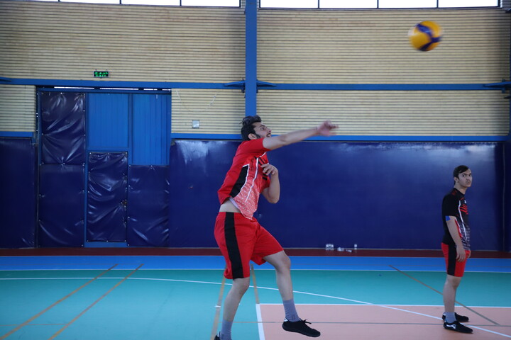 تصاویر / مسابقات رشته والیبال در چهارمین جشنواره فرهنگی ورزشی طلاب استان کردستان